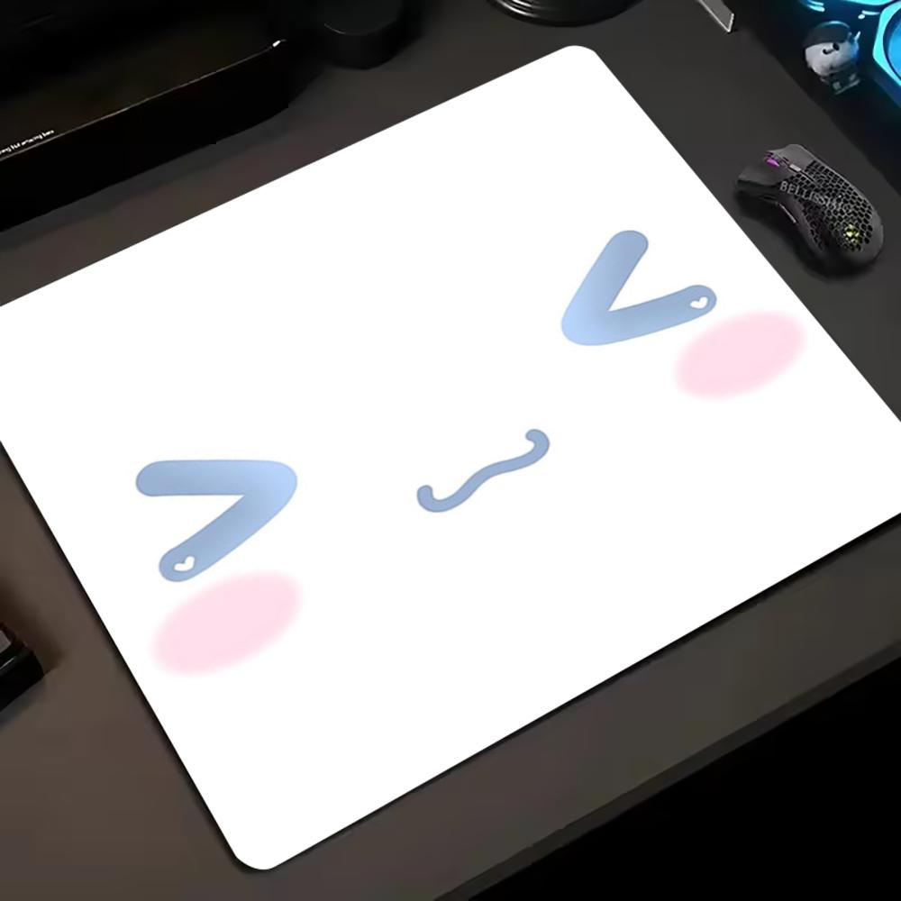 Gaming Keyboard Emoji - Tappetino per Mouse con Faccine Carine