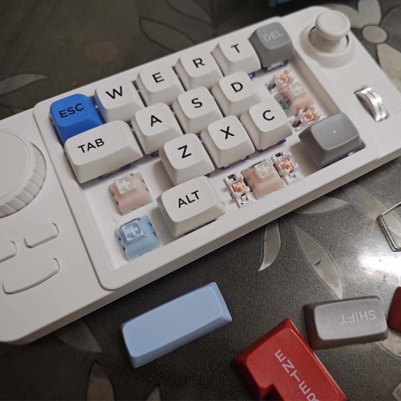 Tastiera da gioco cablata K811 - Gaming Keyboard 1 Hand recensione e prezzo